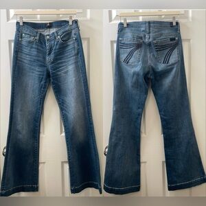 7 For All Mankind Dojo Jeans Flare Medium Blue Tailorless Size 28 Sevens 7FAM